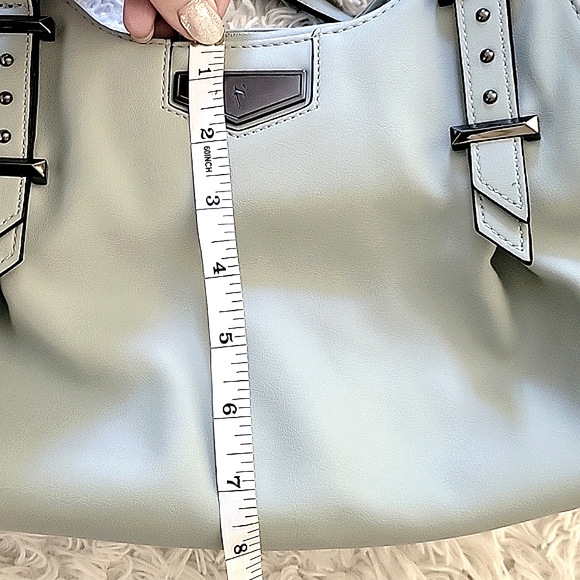 Simply Vera Wang Hand/Shoulder Purse - Picture 8 of 10